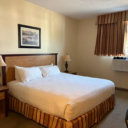 Park West Inn-2